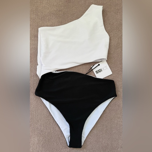 Beach Riot Other - NEW BEACH RIOT - CELINE ONE PIECE BLACK WHITE COLORBLOCK